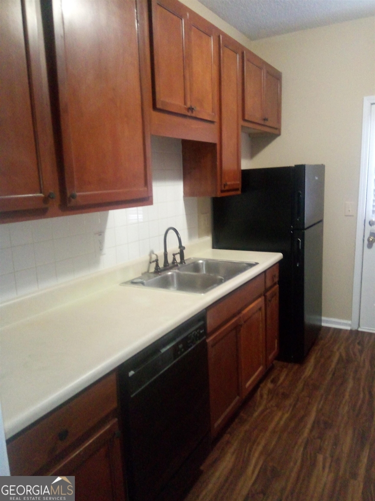 8630 Thomas Road - Photo 3