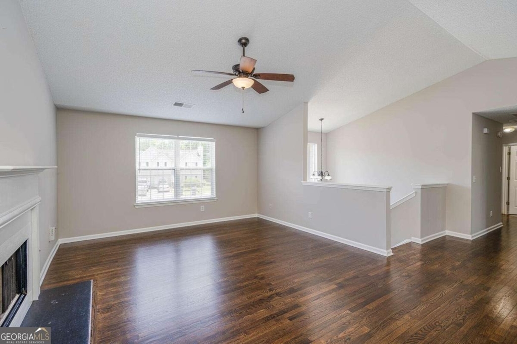 3272 Peach Court Nw - Photo 5