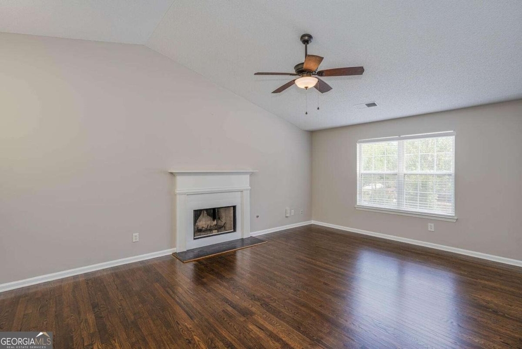 3272 Peach Court Nw - Photo 4
