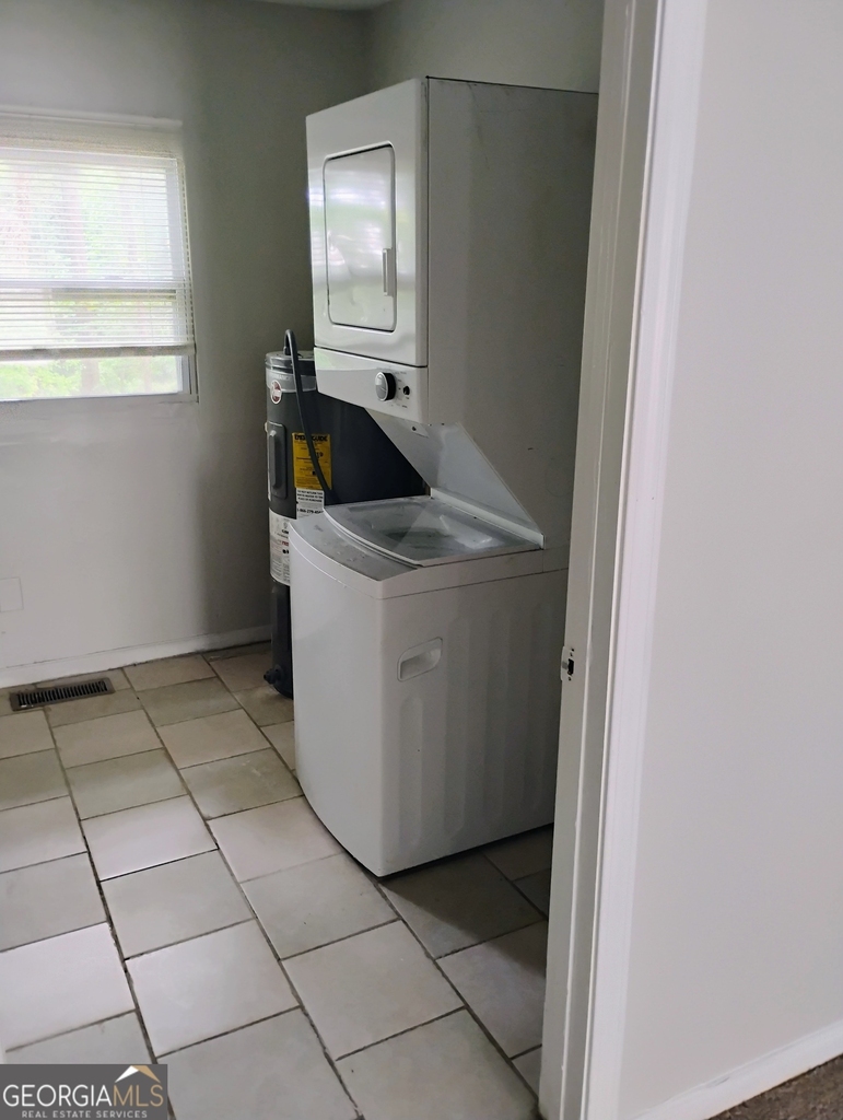 853 Haven Street Se - Photo 4