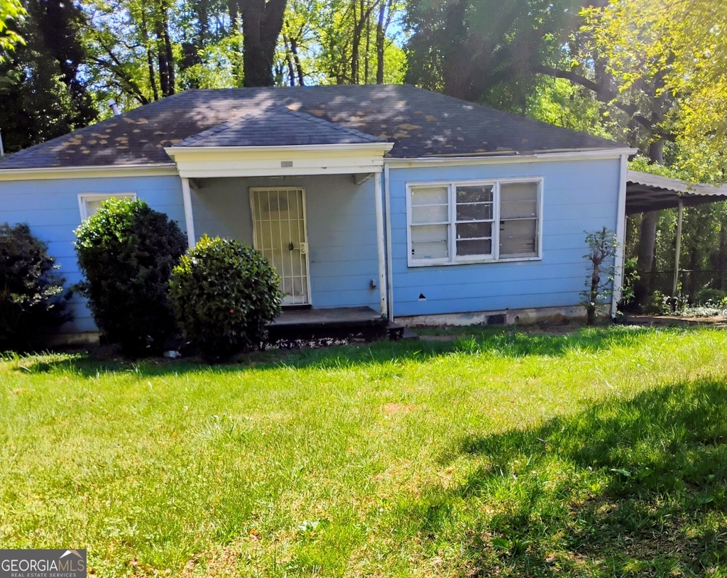 853 Haven Street Se - Photo 0