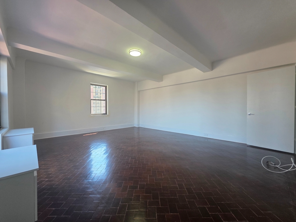 West 73rd Street - Photo 1