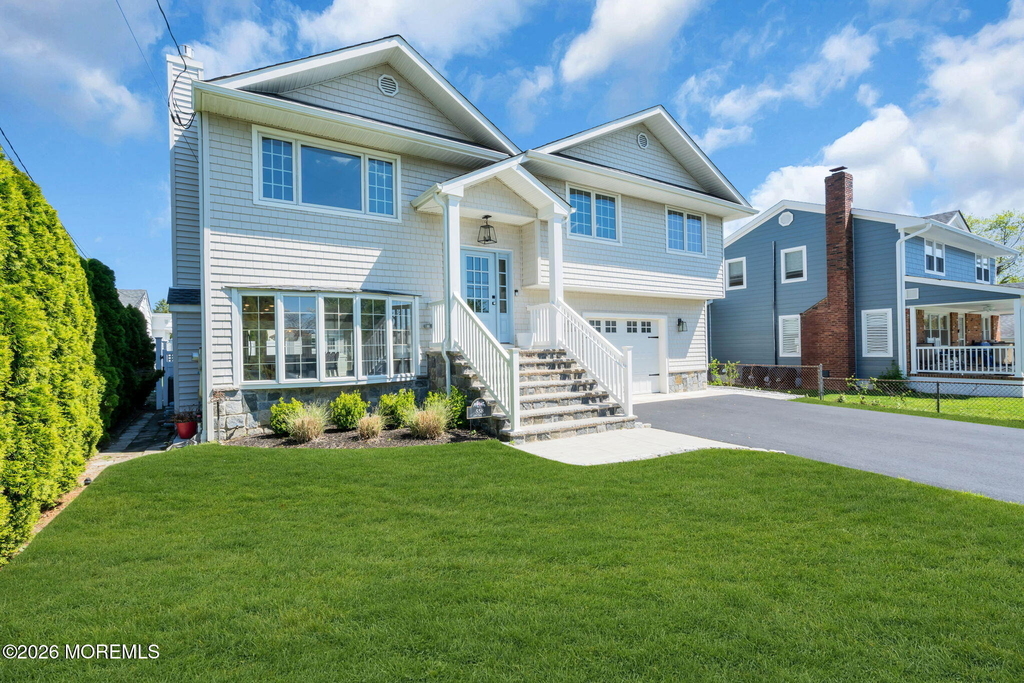 558 Central Avenue - Photo 3