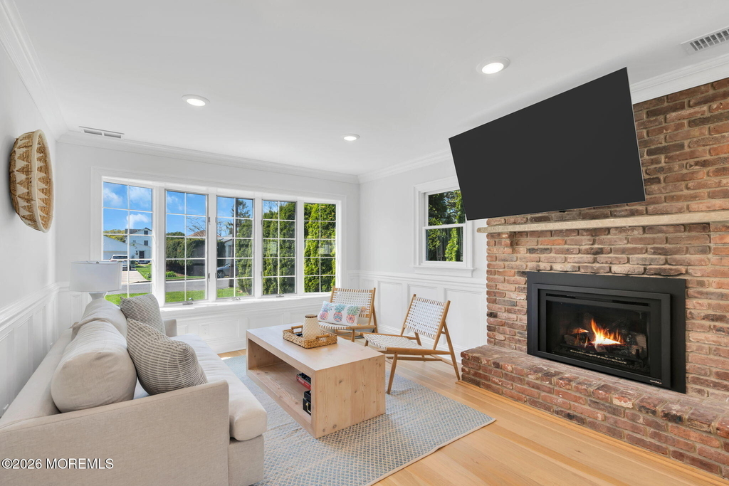 558 Central Avenue - Photo 9