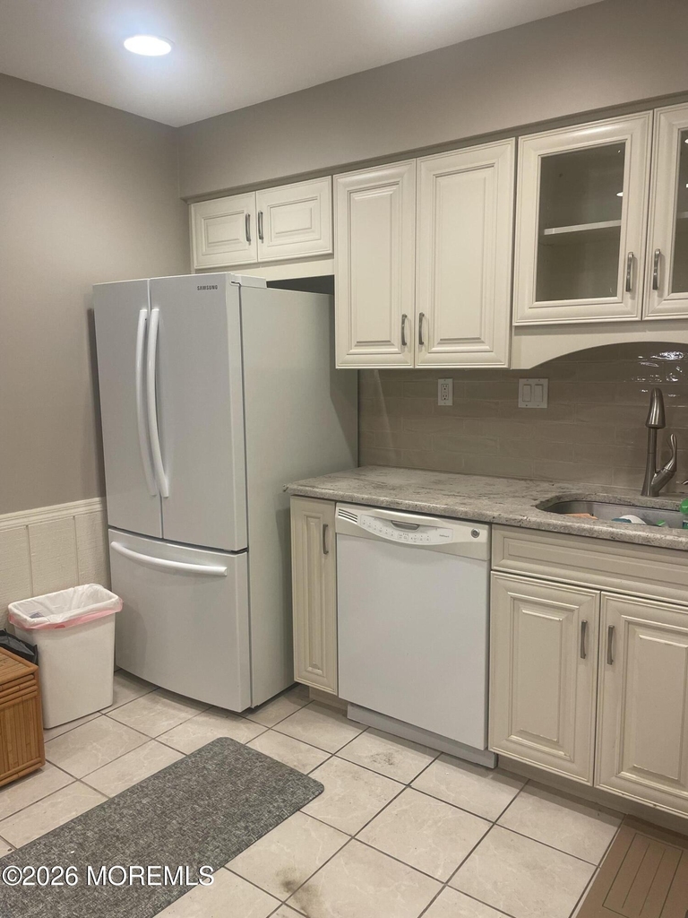 25 Meadow Avenue - Photo 6