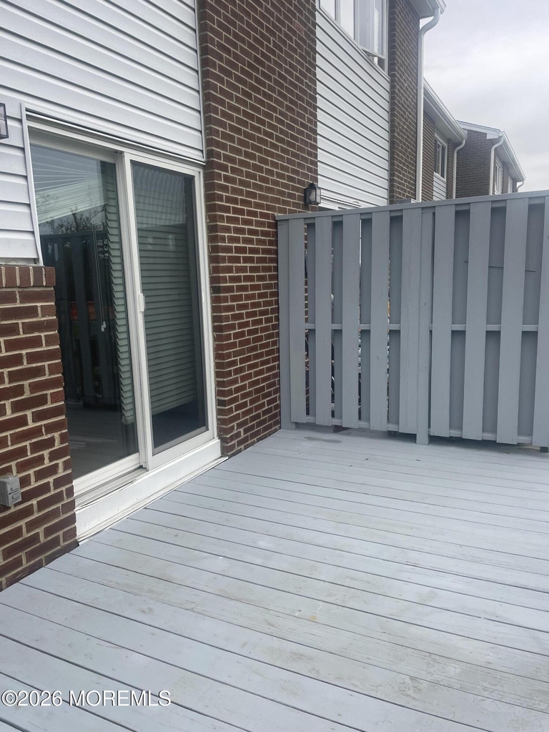 25 Meadow Avenue - Photo 19