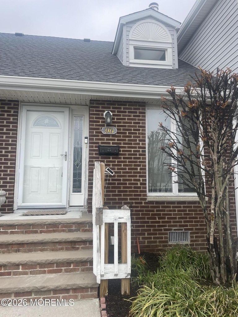 25 Meadow Avenue - Photo 0