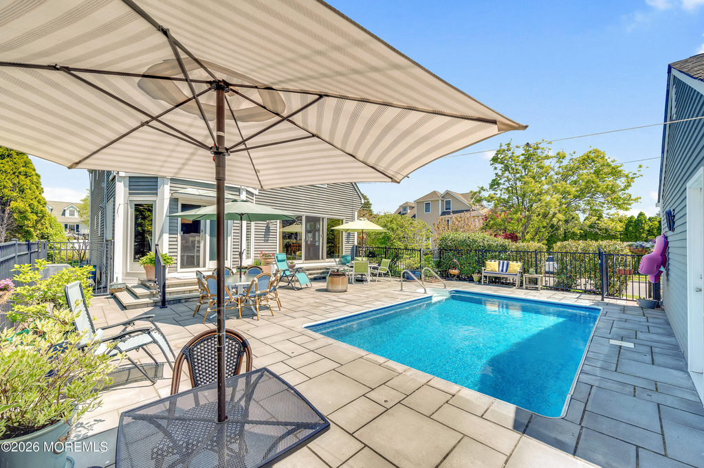 200 Beacon Boulevard - Photo 28