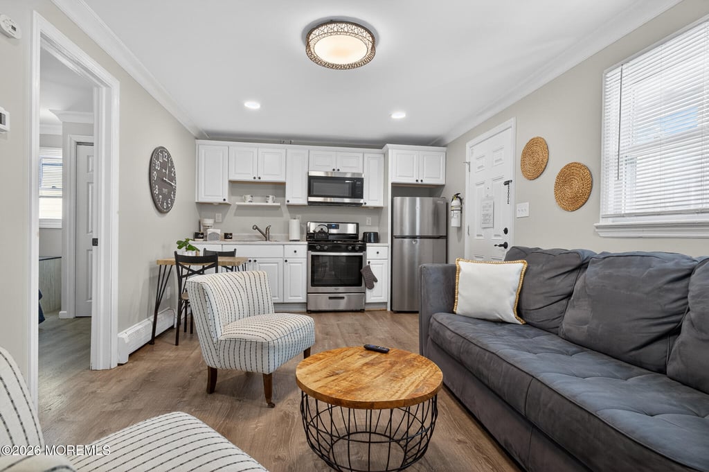 32 Franklin Avenue - Photo 2