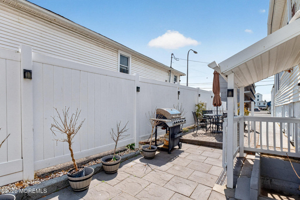 32 Franklin Avenue - Photo 8