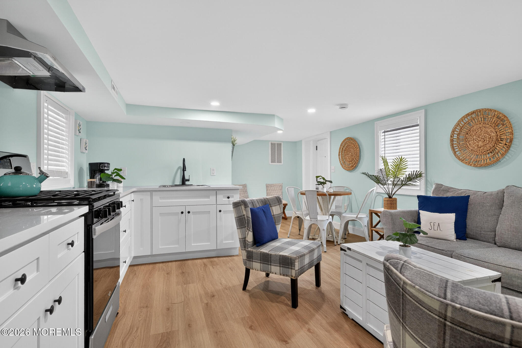 32 Franklin Avenue - Photo 3