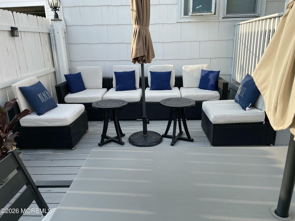 32 Franklin Avenue - Photo 1