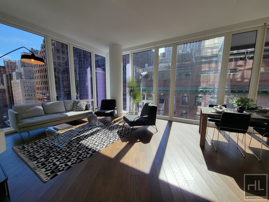 East 44th Street - Photo 0