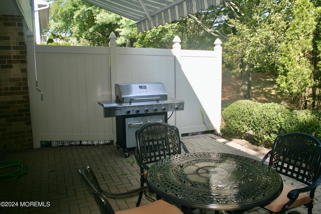 16 Apple Drive - Photo 25