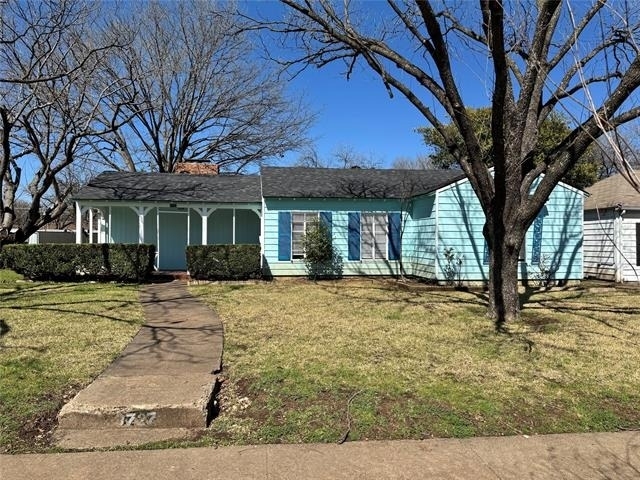3727 Meredith Avenue - Photo 0