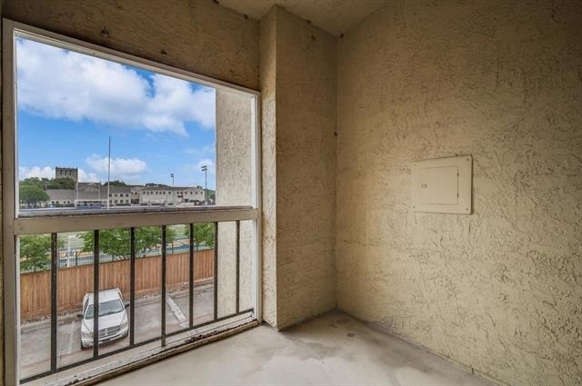 4800 W Lovers Lane - Photo 12