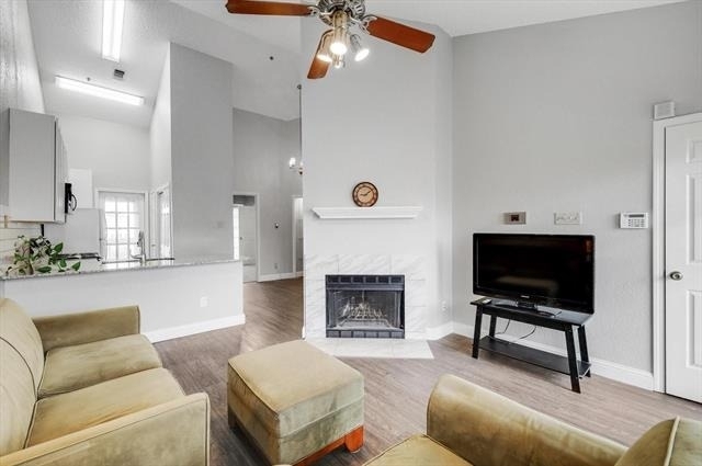 4800 W Lovers Lane - Photo 2