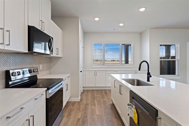 4025 Lecroy Court - Photo 10