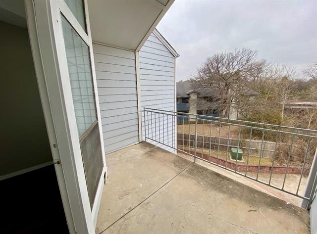 9823 Summerwood Circle - Photo 17