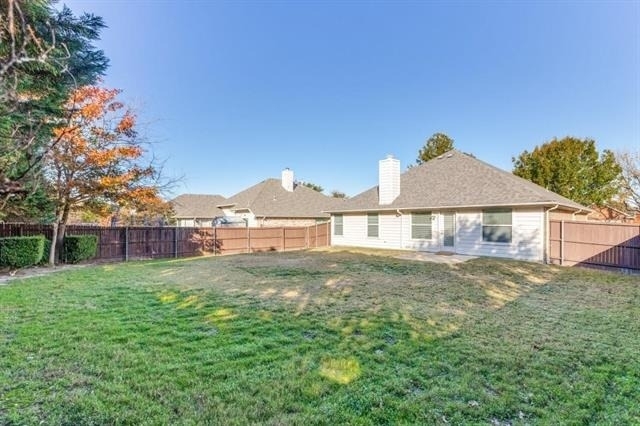 8421 Green Ash Drive - Photo 11