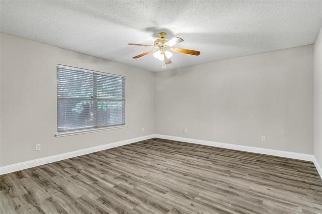 8105 Flowertree Drive - Photo 12