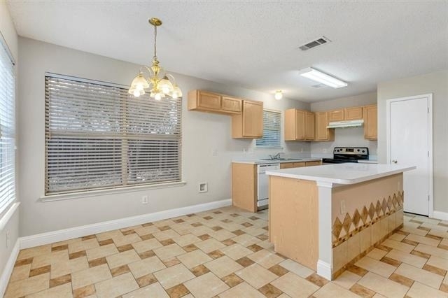 8105 Flowertree Drive - Photo 6