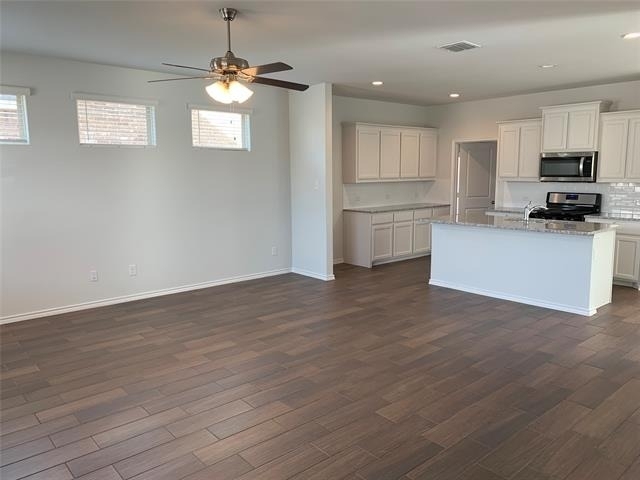 1708 Wayne Lane - Photo 4
