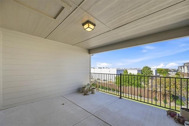 3544 Thistlewood Drive - Photo 16