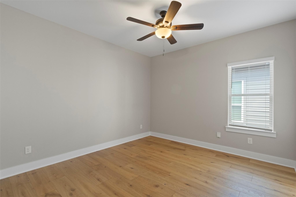 2811 Harston Street - Photo 37