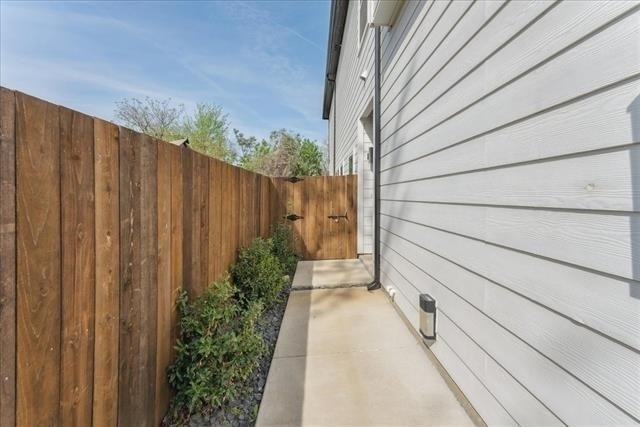 2811 Harston Street - Photo 1