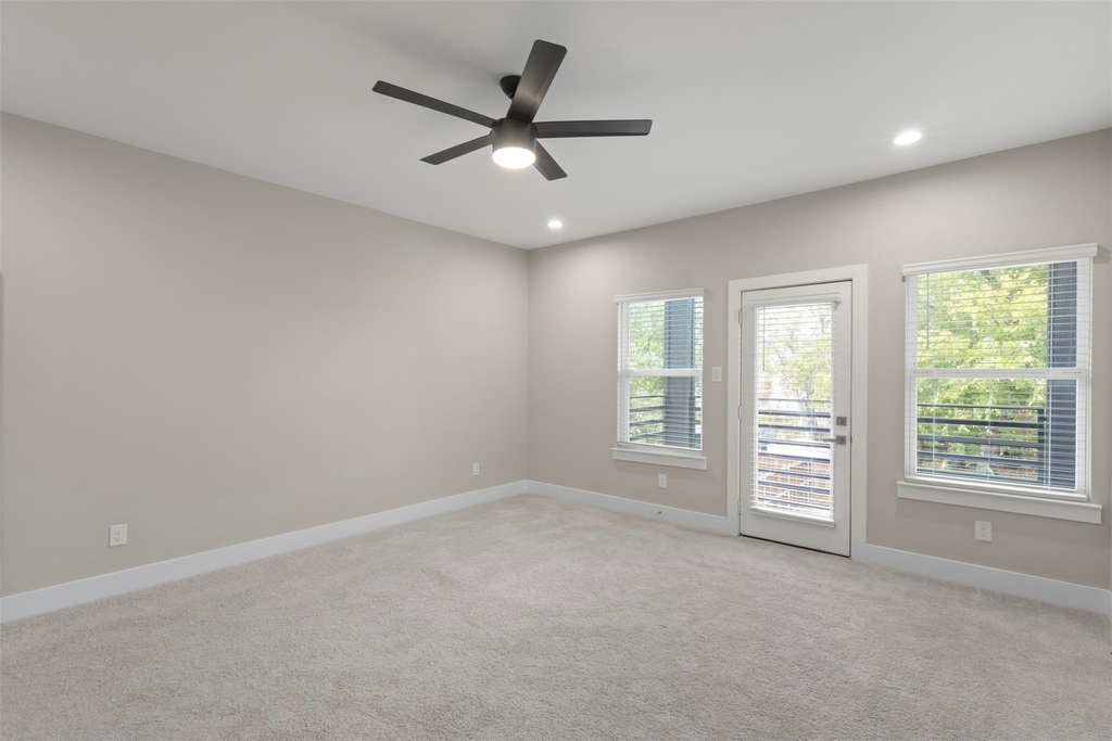 2811 Harston Street - Photo 25