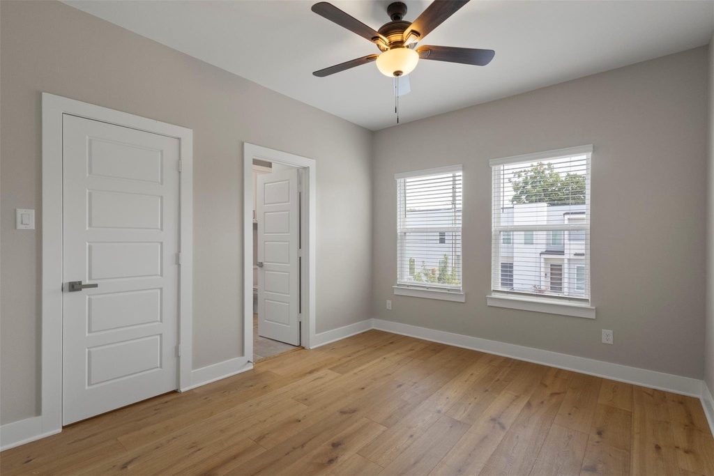 2811 Harston Street - Photo 30