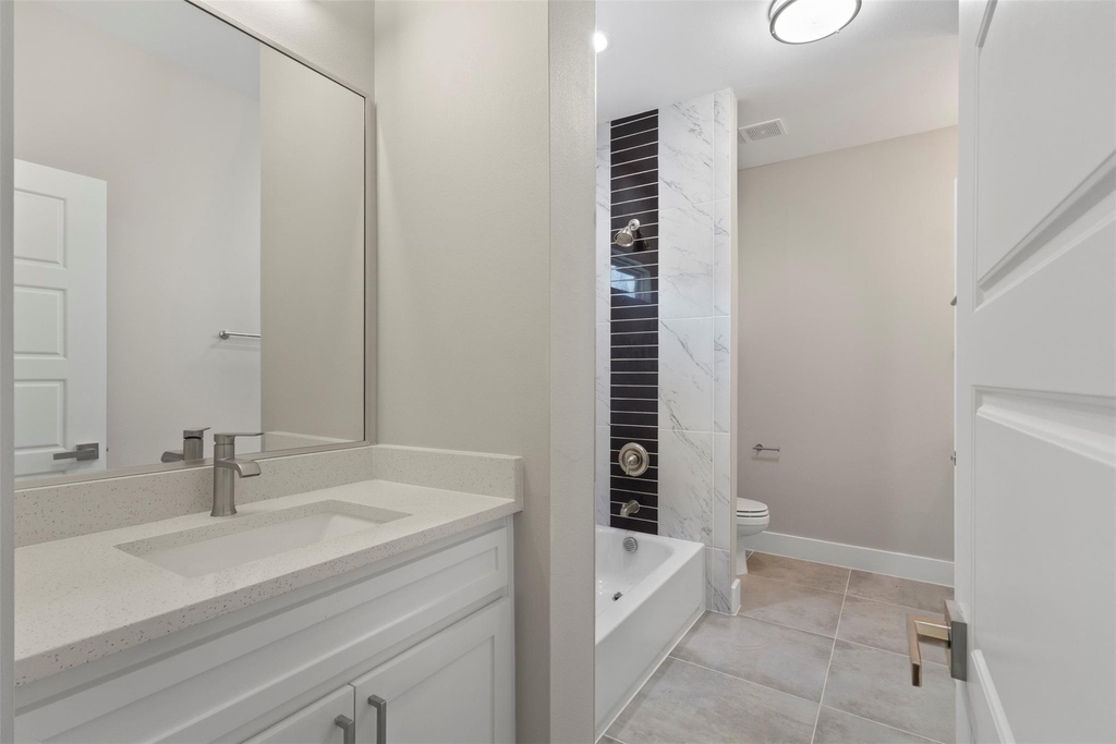 2811 Harston Street - Photo 33
