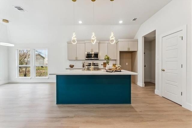 225 West Place - Photo 7