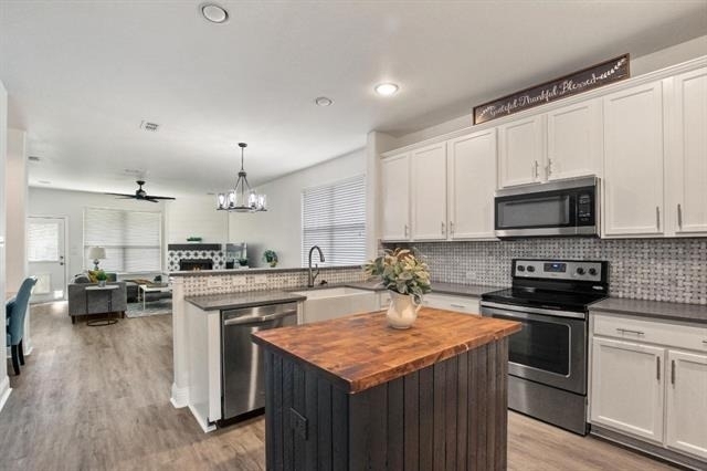 1509 Waterfall Lane - Photo 2