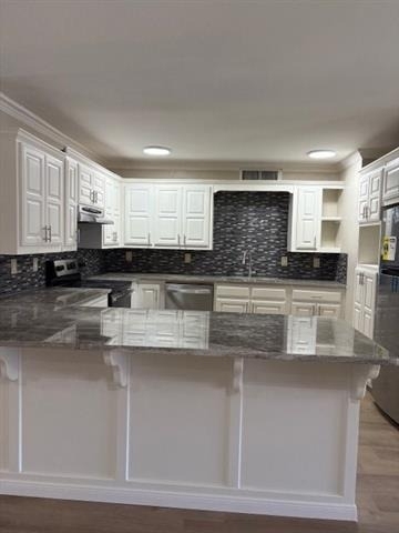 558 Ridgemont - Photo 5