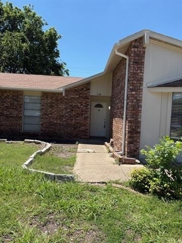 558 Ridgemont - Photo 1