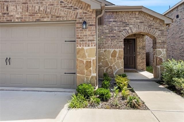 865 Table Rock Street - Photo 3