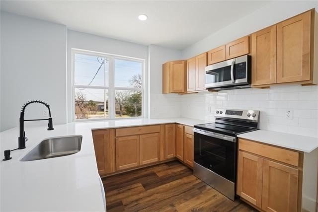 341 Bryan Street - Photo 14