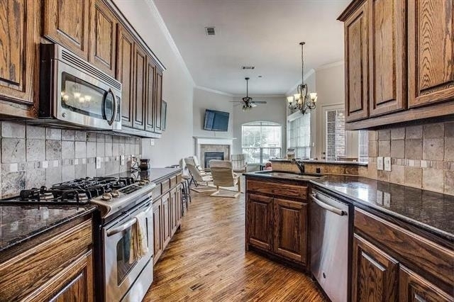 2203 Kirby Street - Photo 4