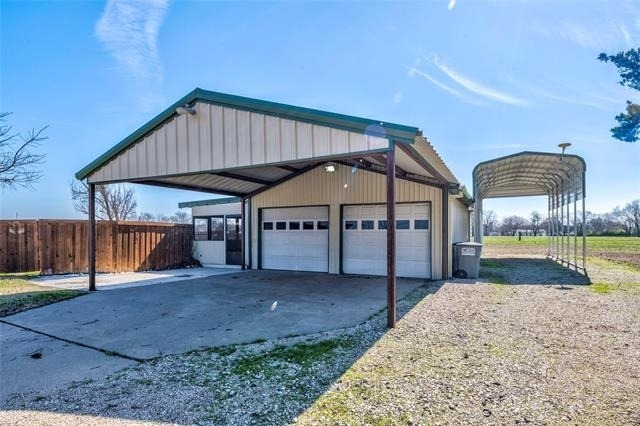 422 E Fm 6 - Photo 3