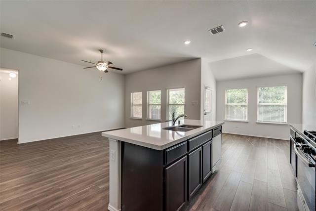 1540 Acmite Avenue - Photo 6