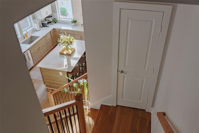 381 E Greenbriar Lane - Photo 8
