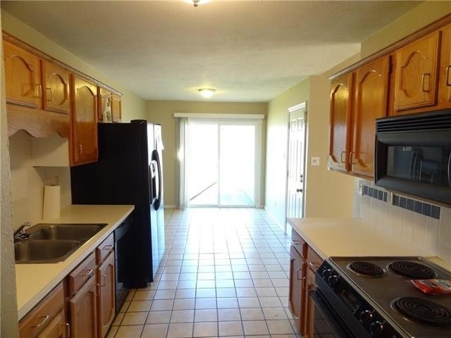 7712 Underwood Drive - Photo 4