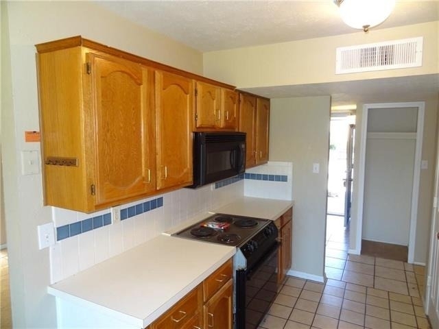 7712 Underwood Drive - Photo 5