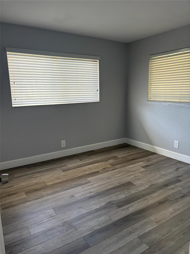 5901 Nw 17th Place - Photo 2