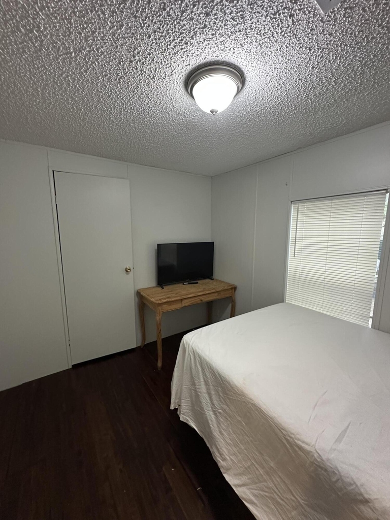 930 Deer Street - Photo 12