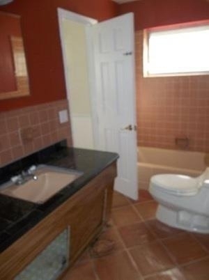 223 Se 14th Place - Photo 4