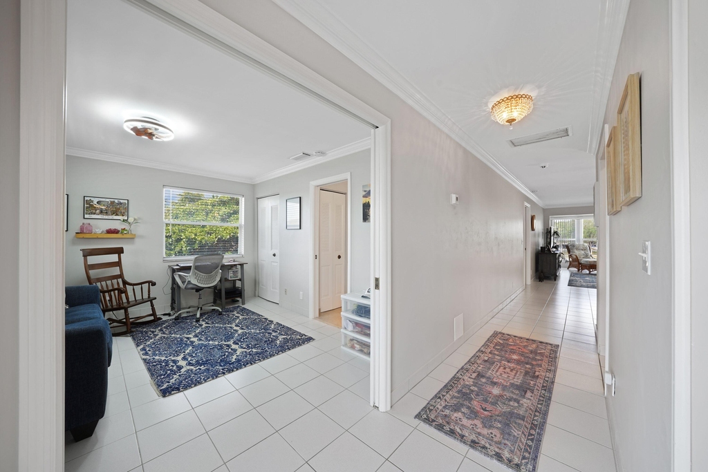 2835 Sw 13th Street - Photo 3