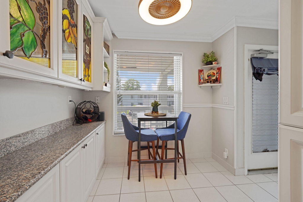 2835 Sw 13th Street - Photo 0
